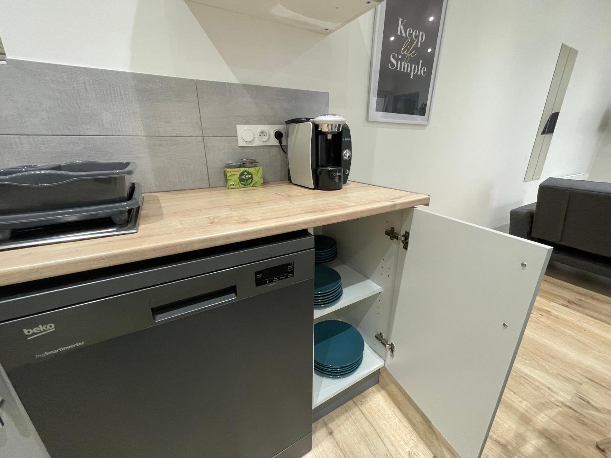 Appartement neuf tranquille au centre de Roanne Extérieur photo