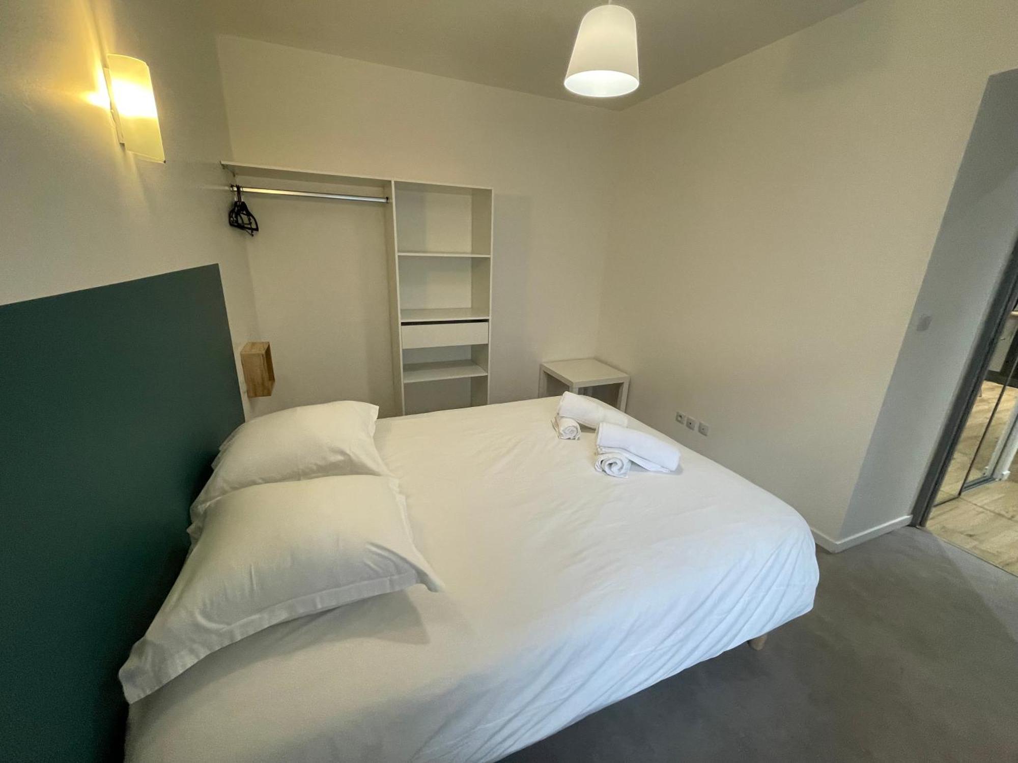 Appartement neuf tranquille au centre de Roanne Extérieur photo